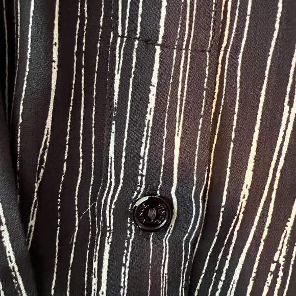 Vince button down tunic shirt size S, 100% silk - Picture 11 of 13